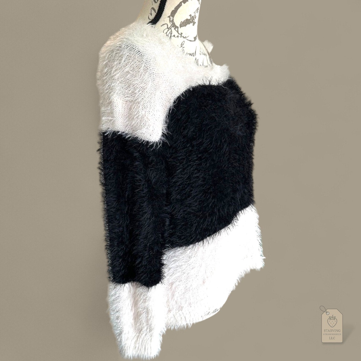 Vince Camuto PS Fuzzy Colorblock Sweater White Black Eyelash Knit Pullover