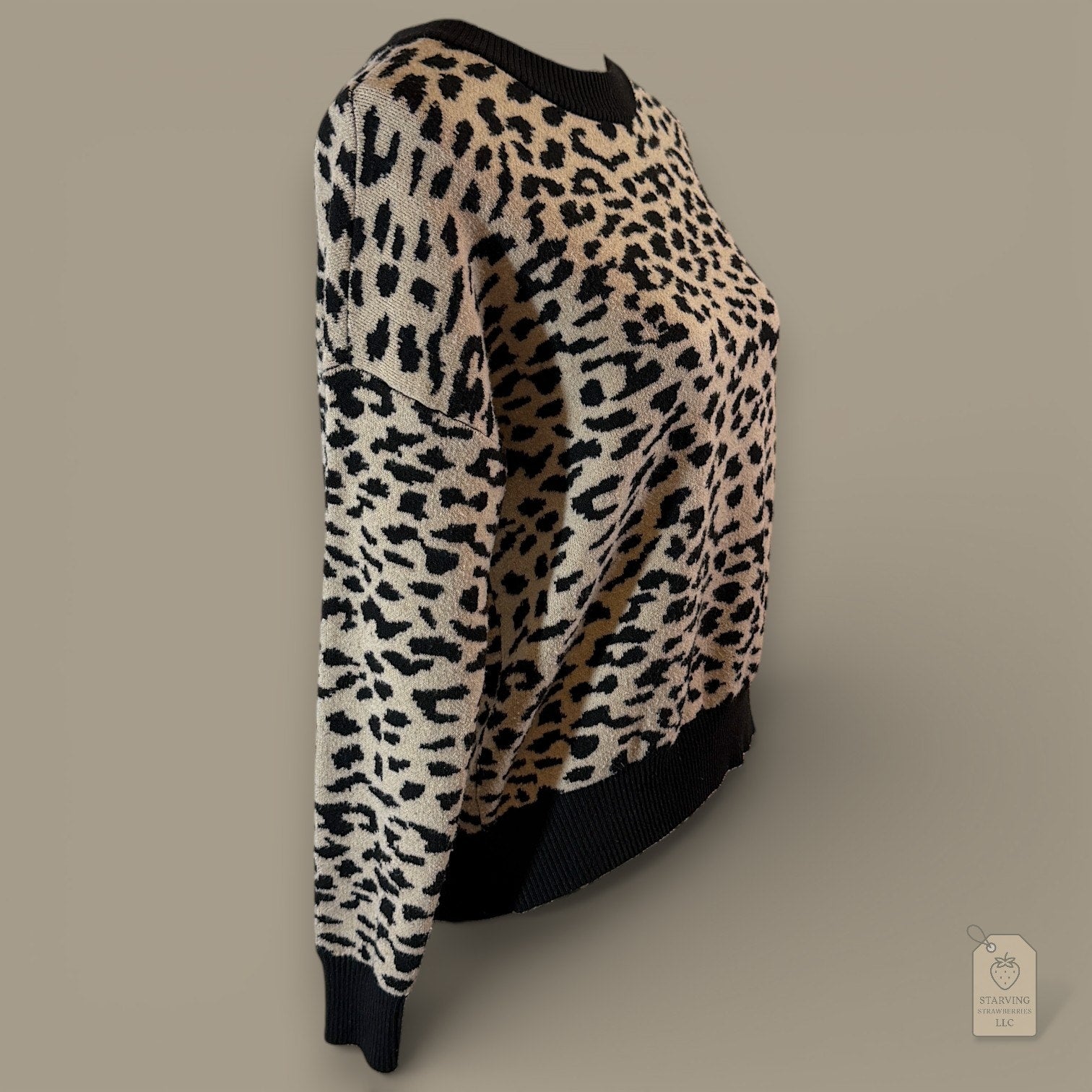 T TAHARI Classic Leopard Print Crew Neck Sweater w/ Ribbed Trim - XS