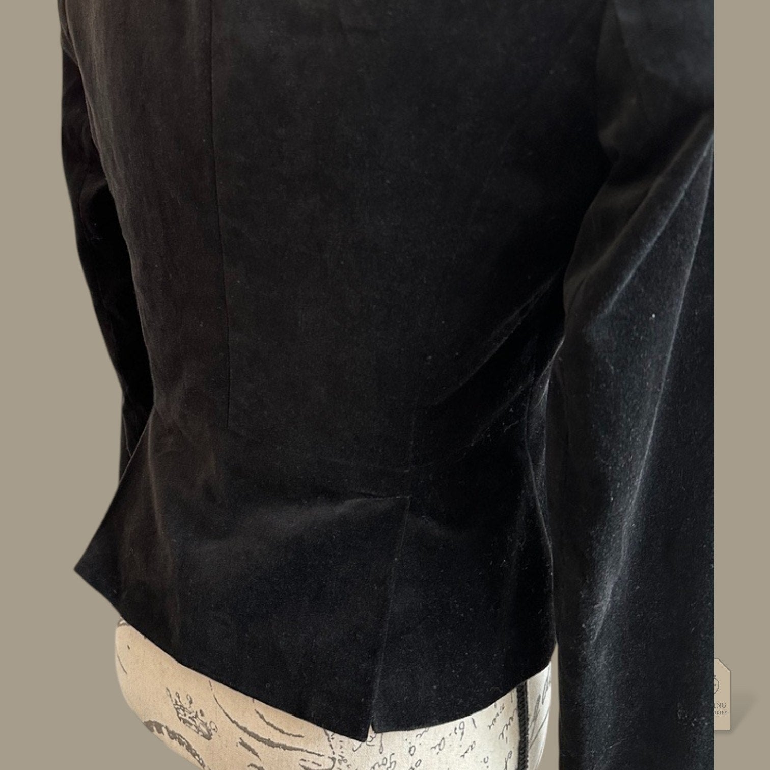 Banana Republic Black Velvet Blazer Fitted Jacket Button Front Size 0